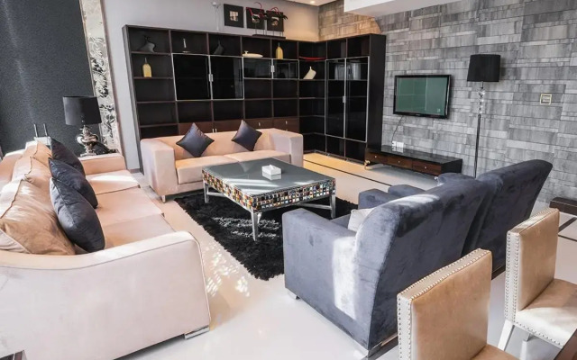 Sway Suites