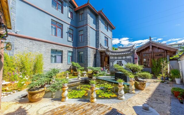Zuixi Pavilion Travelling With Hotel