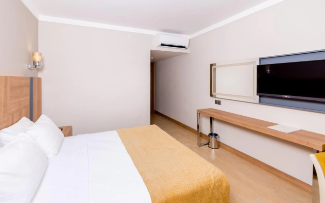 Julian Club Hotel - All Inclusive