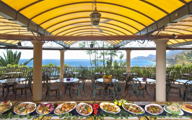 Baia Taormina Hotel