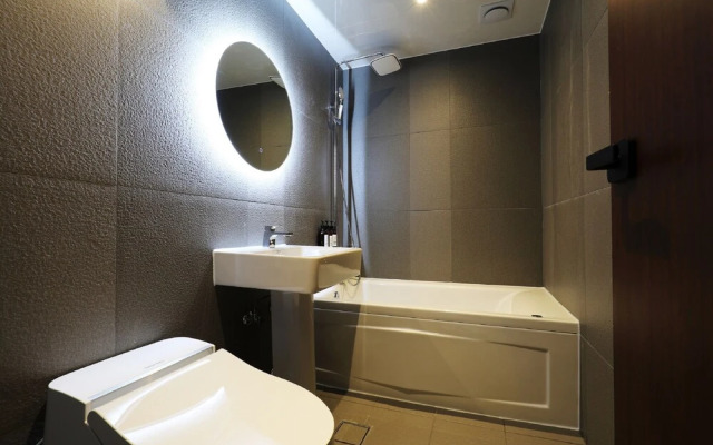 Hotel Urban Brown