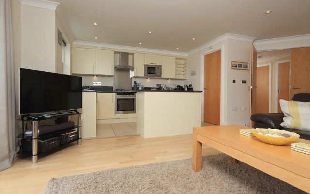 8 Thurlestone Beach