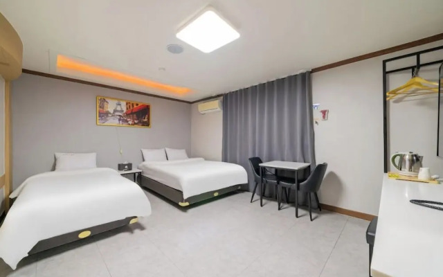 Donghae Gloria Hotel