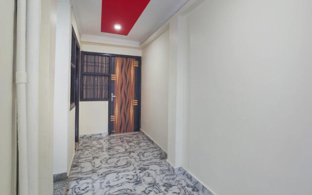 OYO 61001 Hotel AK Residency