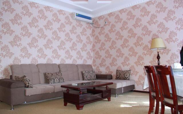 Firuz Hotel
