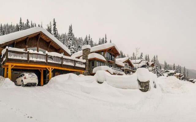Powder Retreat by Bear County