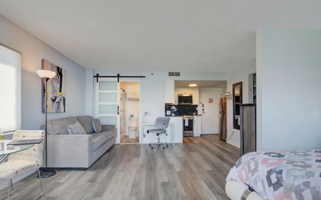 Premium Condos near Universal Studios
