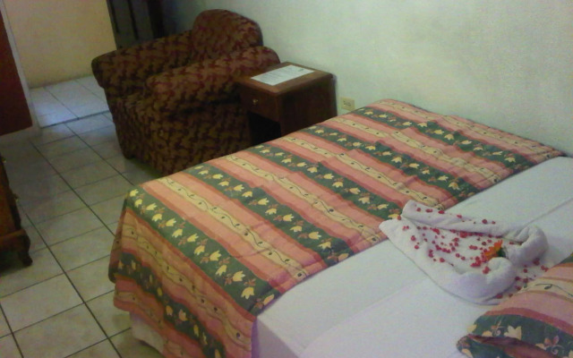 Treasure's Comfort Inn