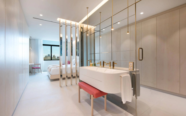 45 Times Barcelona Hotel