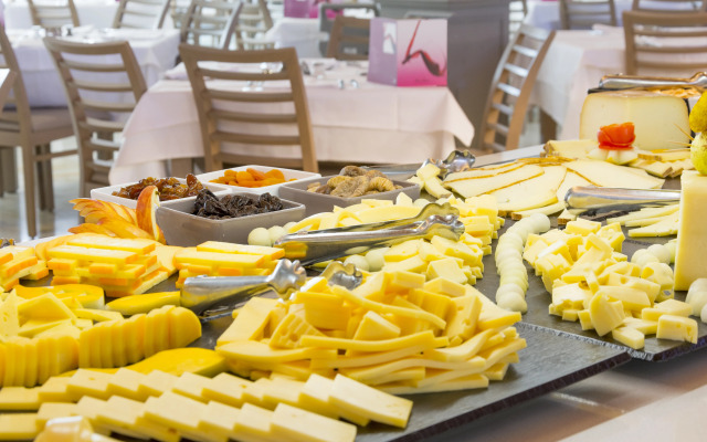 Protur Badia Park Aparthotel