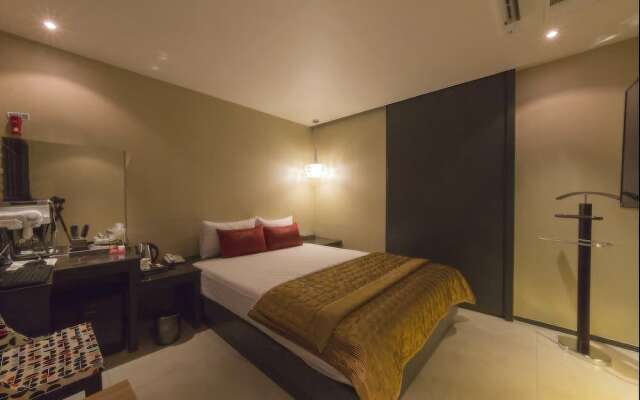 The Lazzi Hotel Dongnae