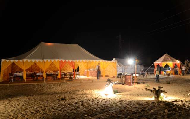 Sheesh Mahal Desert Camp
