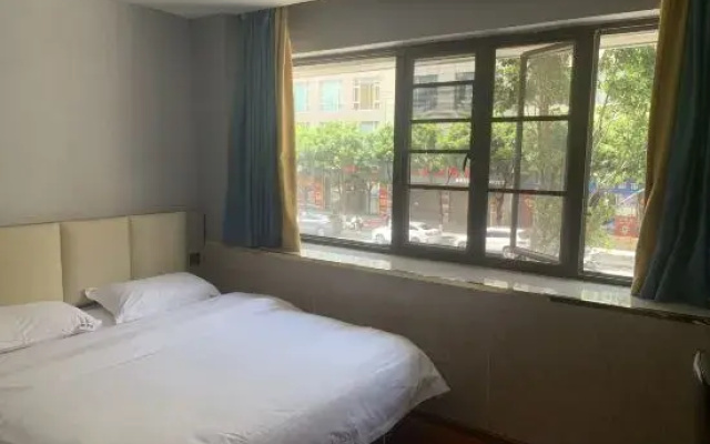 Dali Sanskrit Hotel