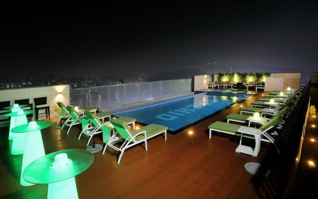 Orchid Hotel