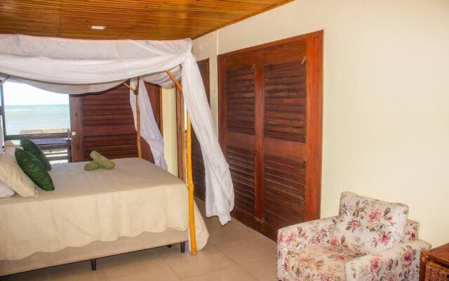 Impeccable 4-bedroom Beach House With a Great View