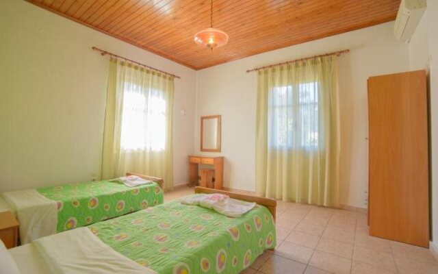 Othonas Apartments