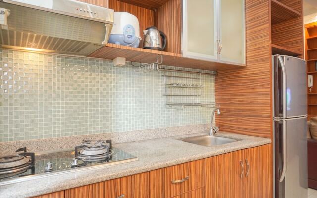 Homey And Warm 2Br At Marina Ancol Apartment