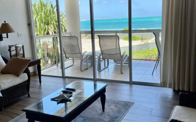 Caicos Coral Reef Beachfront Apartments