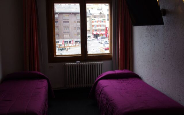 Hotel Panda