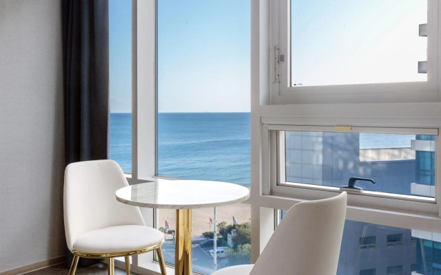 Suncloud Hotel
