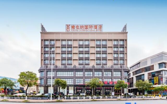 Vienna International Hotel (Foshan Dali Center)