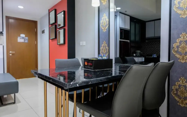 3BR Apartment with Pool View at M-Town Residence