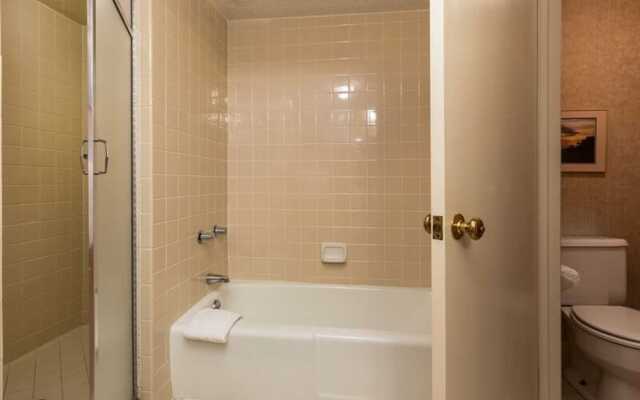Casa Del Sol B1 by Meyer Vacation Rentals