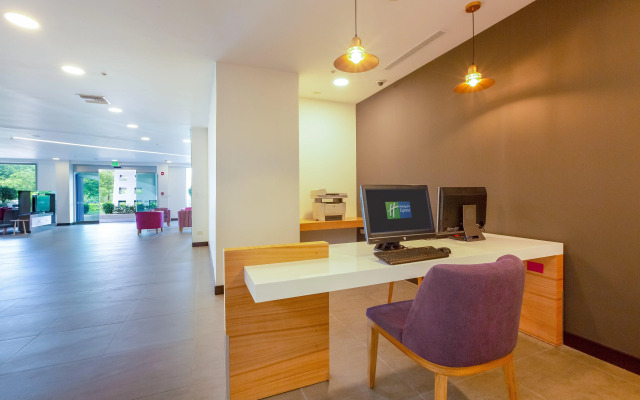 Holiday Inn Express San Jose Forum by IHG
