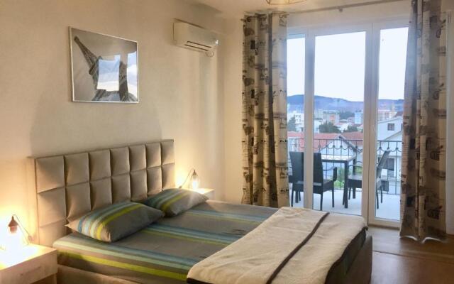 Aparthotel Monterria