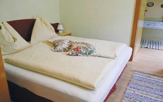 Beautiful Home in St.johann With 5 Bedrooms and Wifi