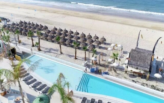 On Hotels Oceanfront - Adults Only