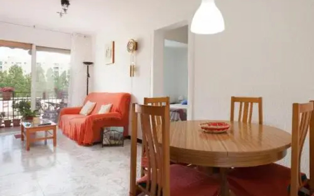 Bright Apartment Close To Congress Center & Port