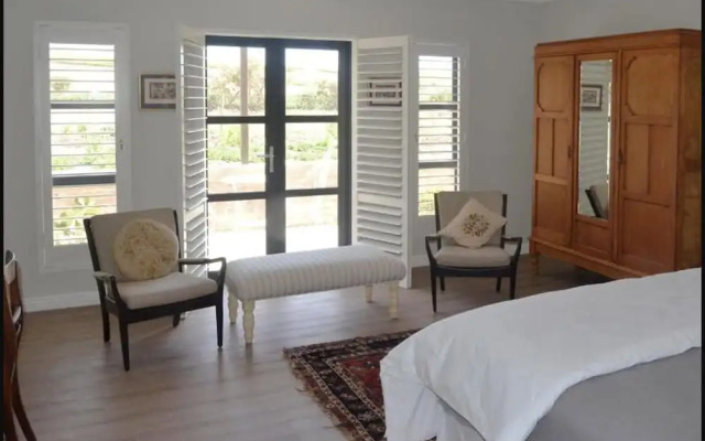 Vineyard Views Country House