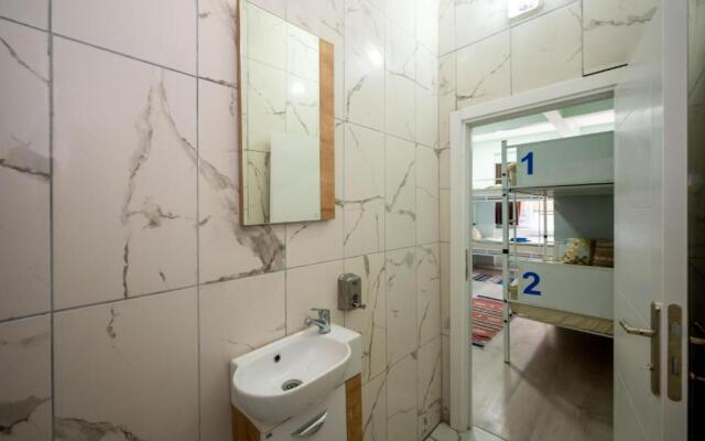 Xalila Hostel & Cafe Ladies Room