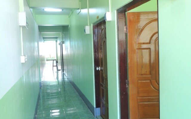 Nay Chi Linn Hotel