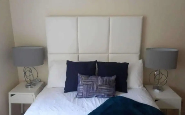 Gourock Blissful Apartment With 3 Bedrooms