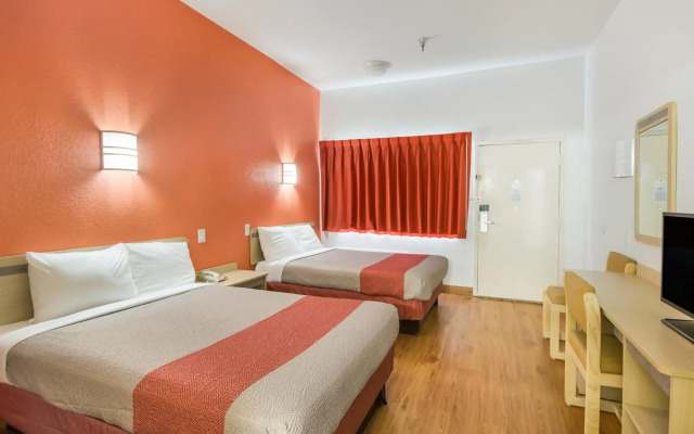 Americas Best Value Inn & Suites Humble