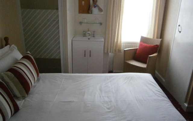 Seasons Guest House