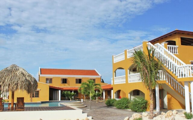 Spacious Apartment in Bonaire with Swimming Pool
