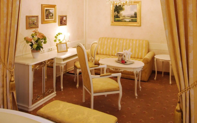 Schlosshotel Römischer Kaiser