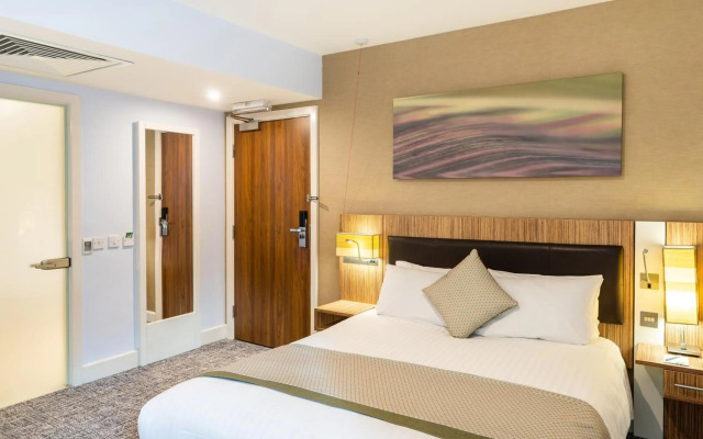 Holiday Inn Stevenage by IHG