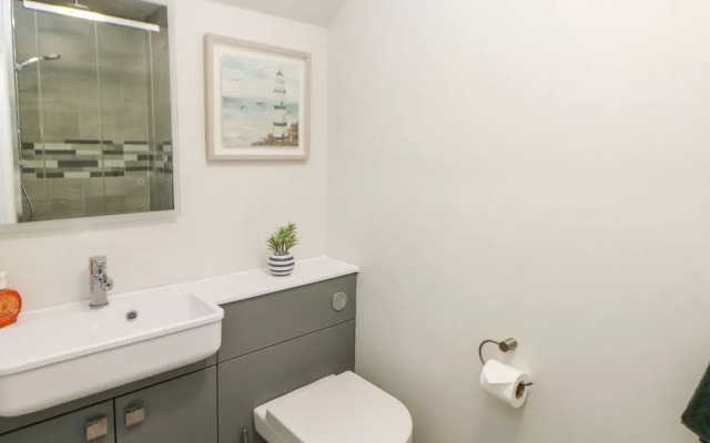 Sunshine Apartment