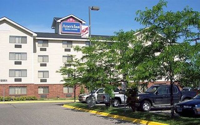 AmericInn Hotel & Suites Inver Grove Heights