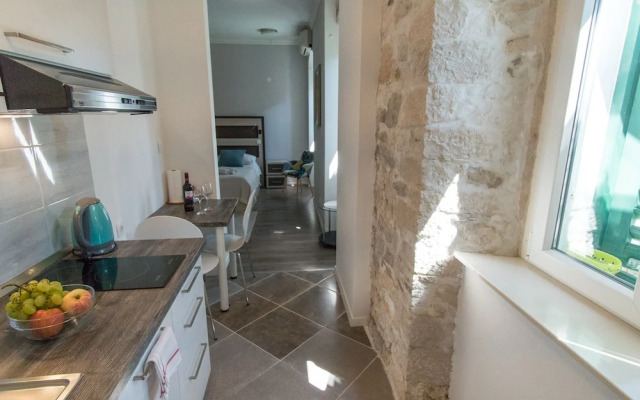 JR Luxury Guesthouse