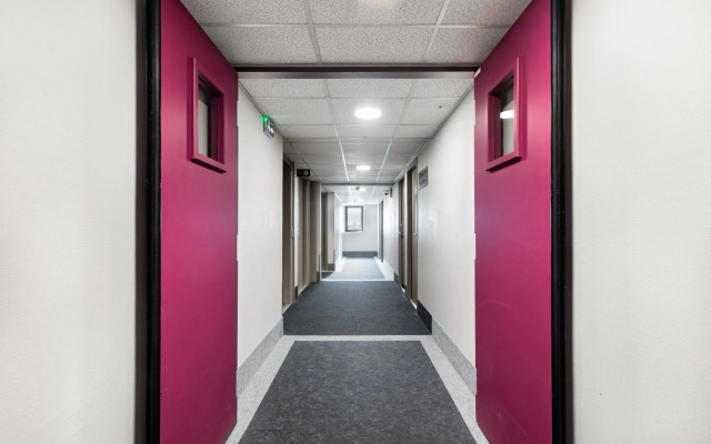 B&B HOTEL Lyon Vénissieux