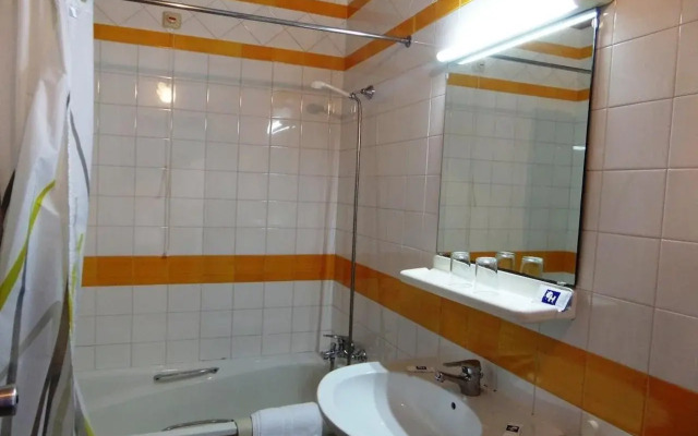 Hotel Luar