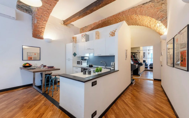 Charming Flat Next to Genoa's Aquarium