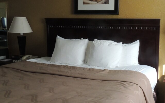 Clarion Inn & Suites Fairgrounds