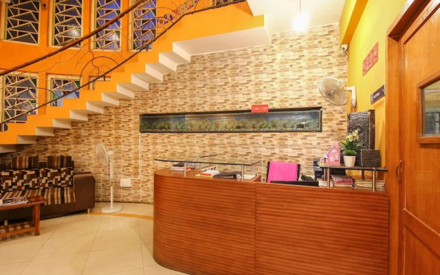 Hallmark Begumpet By OYO Rooms