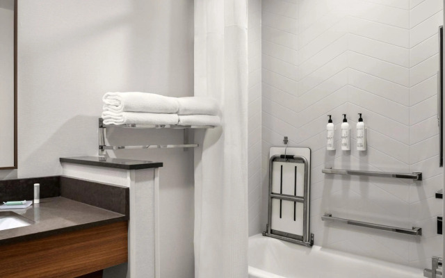 Fairfield Inn & Suites Baraboo